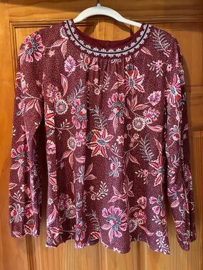 Women's Floral Long-Sleeve Peasant Top - Burgundy